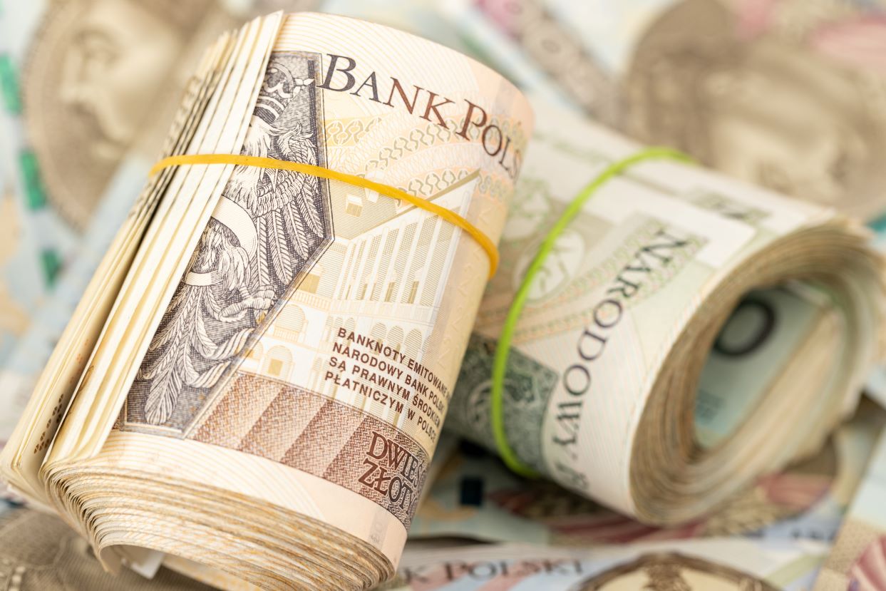 PZON w 2 minuty zabrał świadczenie pielęgnacyjne. Punktem 7. Strata 3287 zł. A w 2026 r. strata większa o 99 zł [miesięcznie]