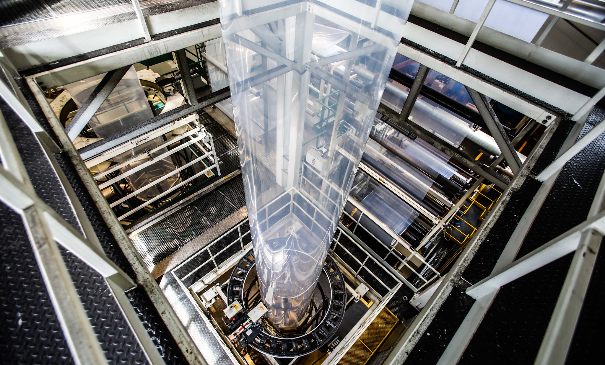 marma, folie, producent