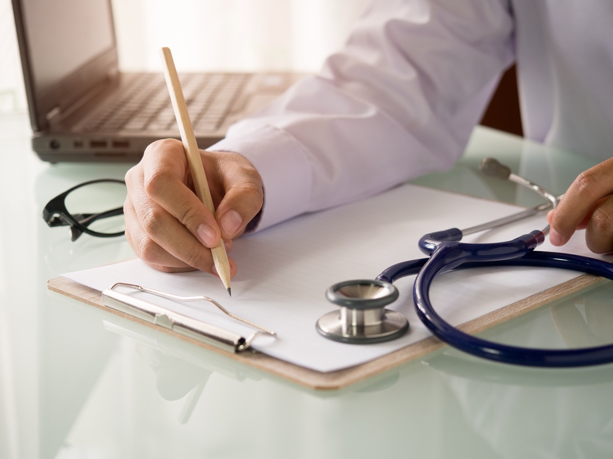 Coraz bliżej reforma orzecznictwa lekarskiego w ZUS. Zmienią się m.in. kontrole zwolnień lekarskich, wydawanie orzeczeń i zasady utraty zasiłku