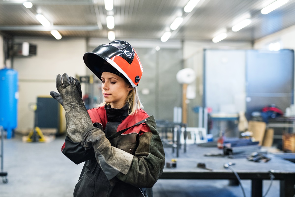 Bielizna ochronna trudnopalna – wymóg prawny czy standard najlepszej praktyki? [Rozporządzenie UE]