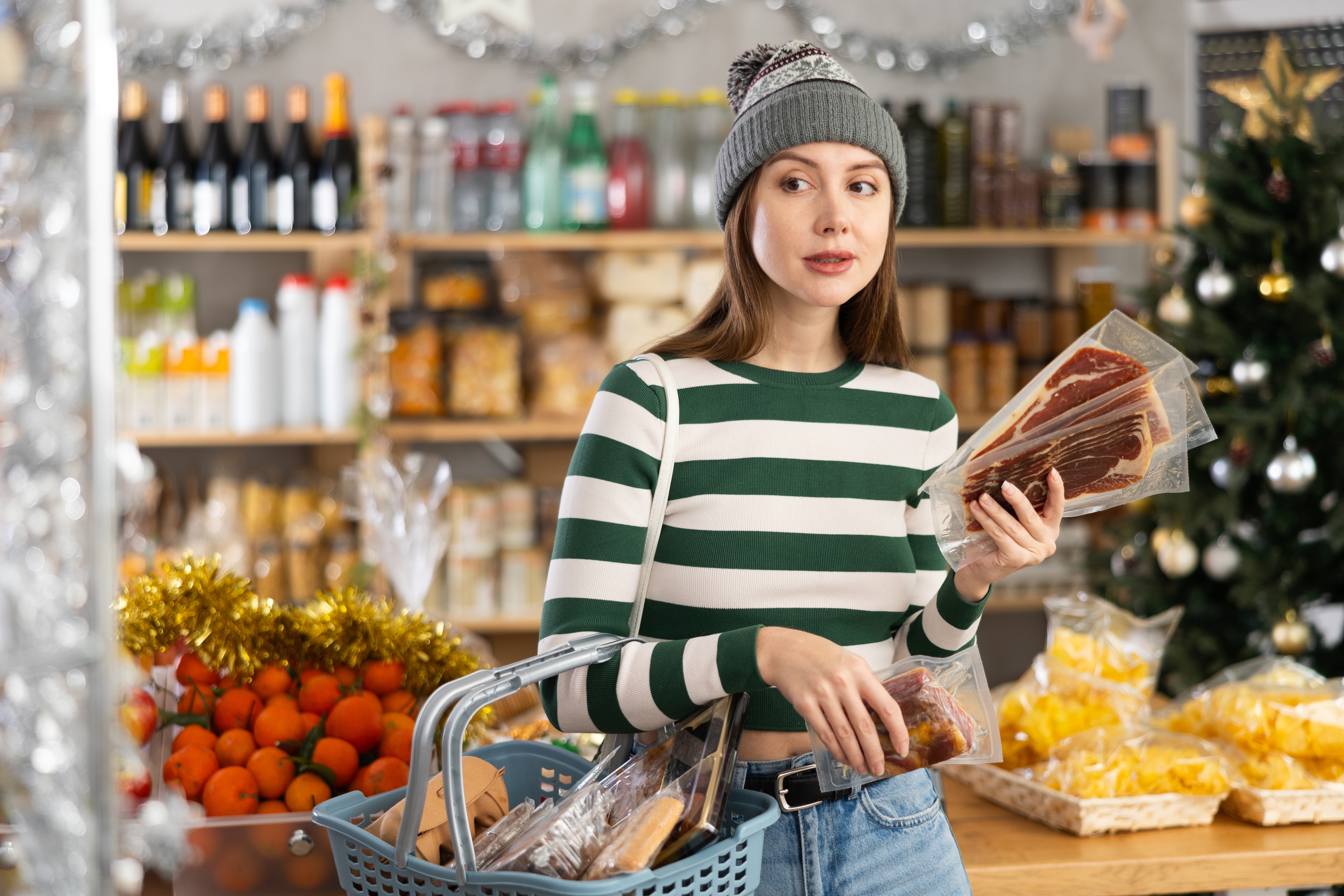 Boże Narodzenie: jedzenie, prezenty i inne: co piąty konsument chce wydać na zakupy więcej niż w poprzednim roku