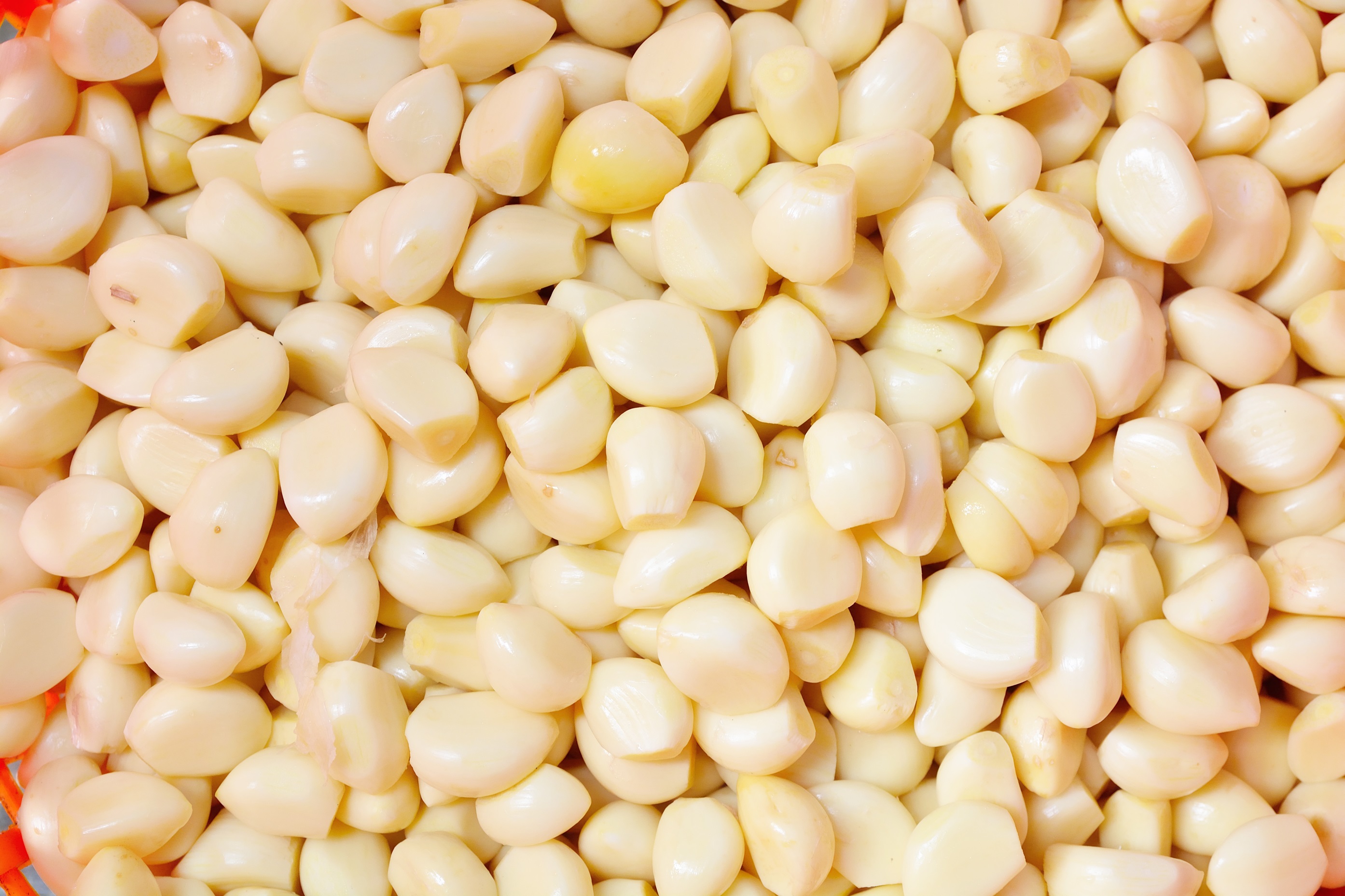 Zapobiega zakrzepicy i obniża cholesterol. Działa jak naturalna tarcza dla serca i naczyń krwionośnych