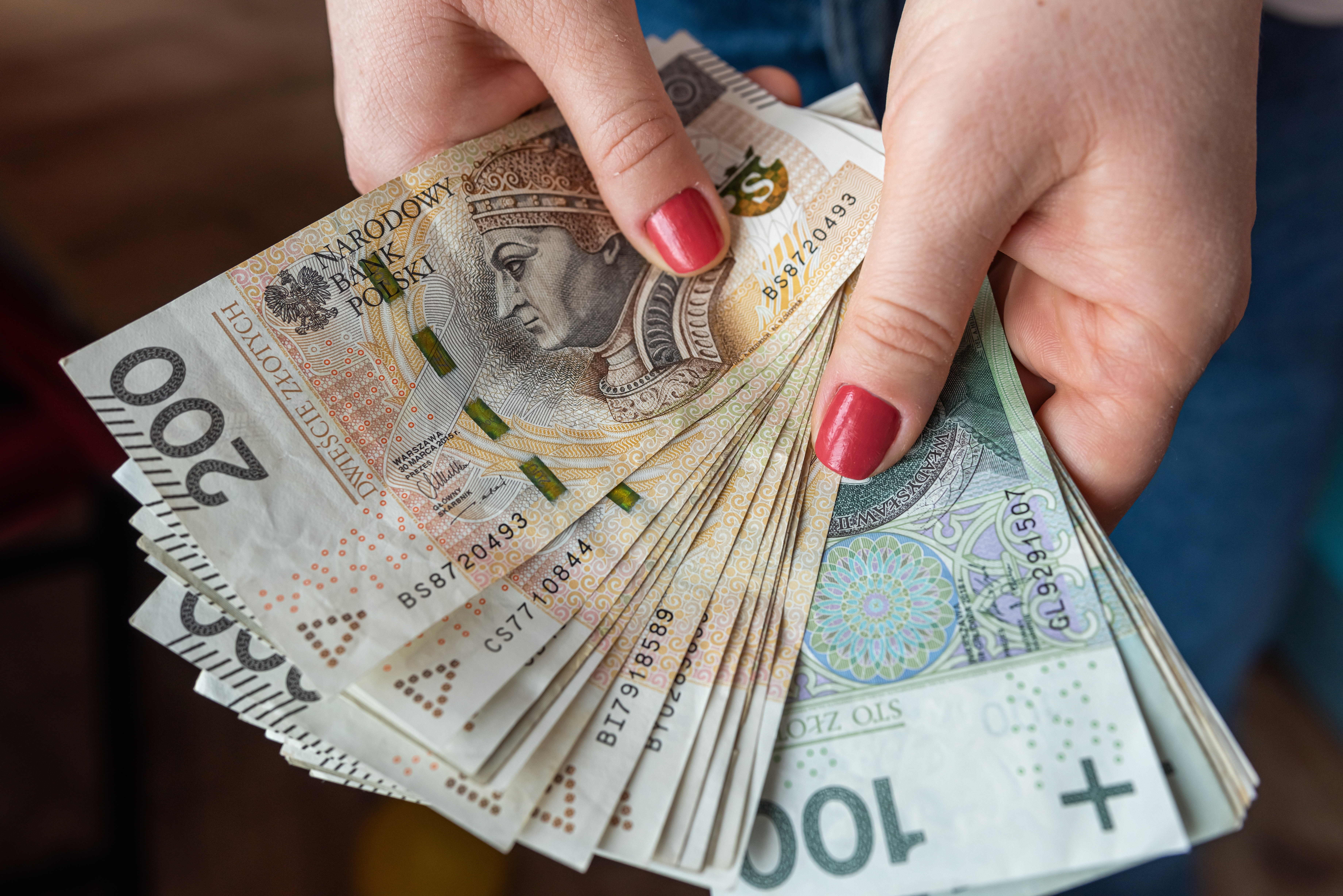 W tych sytuacjach NFZ nie zapłaci za twoje leczenie. Kluczowe 30 dni