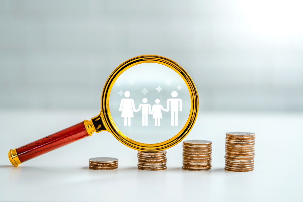 Nawet 1646, 2469, 3292 czy 4115 zł dla rodziny. Komu MOPS wypłaca specjalny zasiłek?