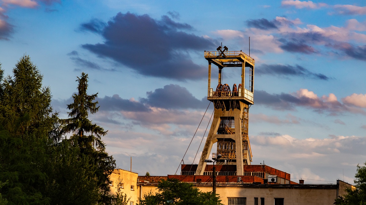 Nowe przepisy dla górnictwa od stycznia 2026 r. Górnicy z pakietem osłon. Kogo obejmie wsparcie przy wygaszaniu działalności kopalń węgla kamiennego?