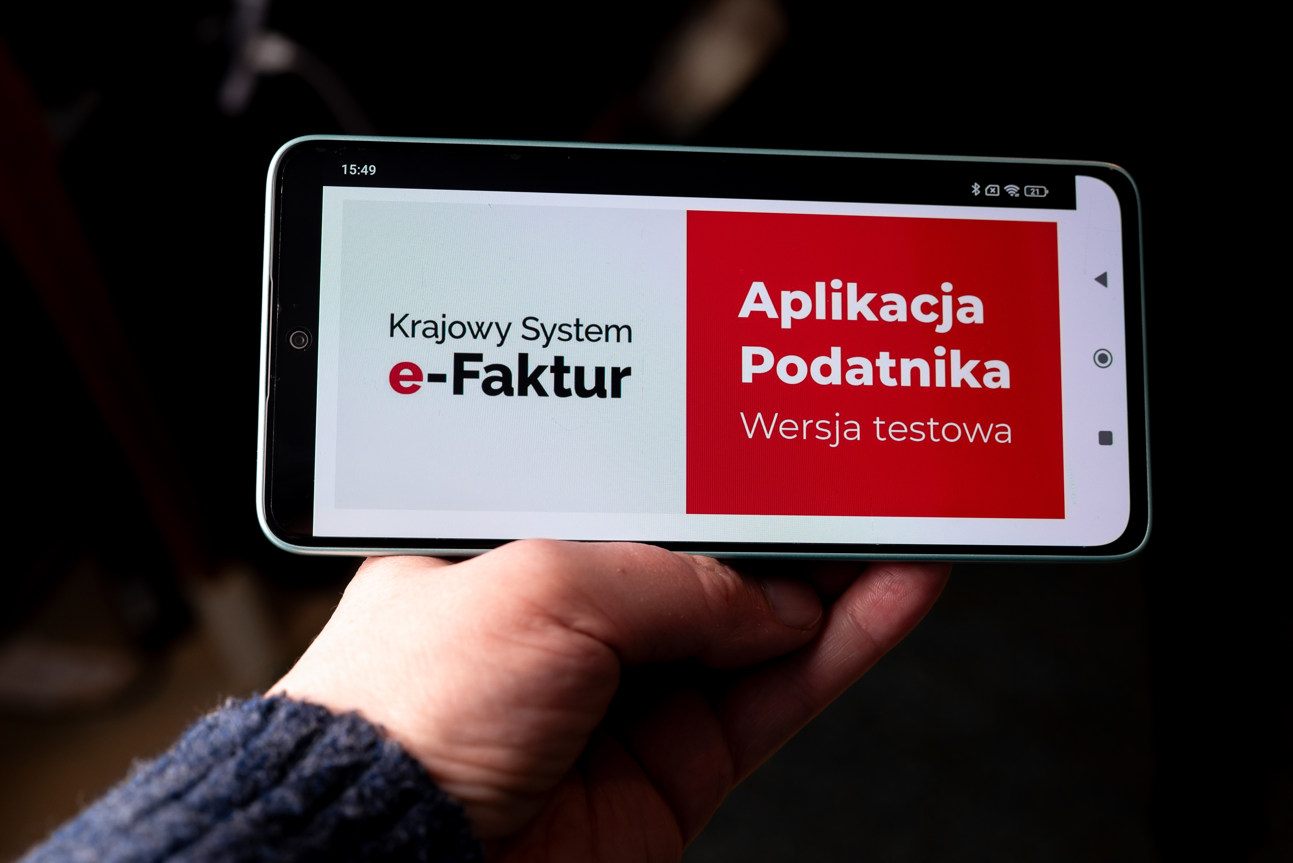 KSeF rusza w lutym. Lawinowy wzrost publikacji i obawy przedsiębiorców przed „totalną inwigilacją”