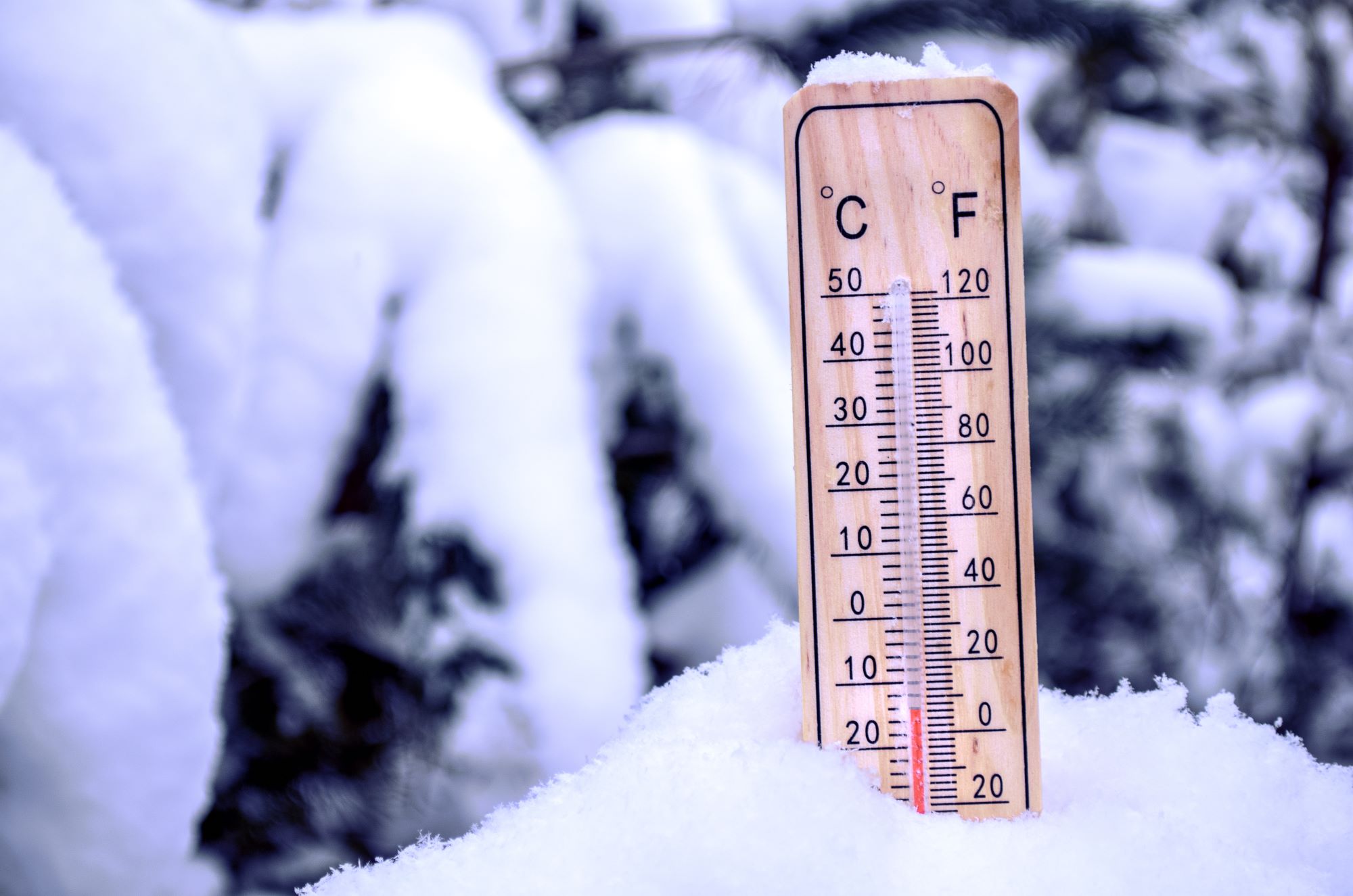 Praca na mrozie. Prawnicy odpowiadają na coraz więcej skarg, iż pracodawcy nie są przygotowani, by pracownicy działali przy drastycznie niskich temperaturach