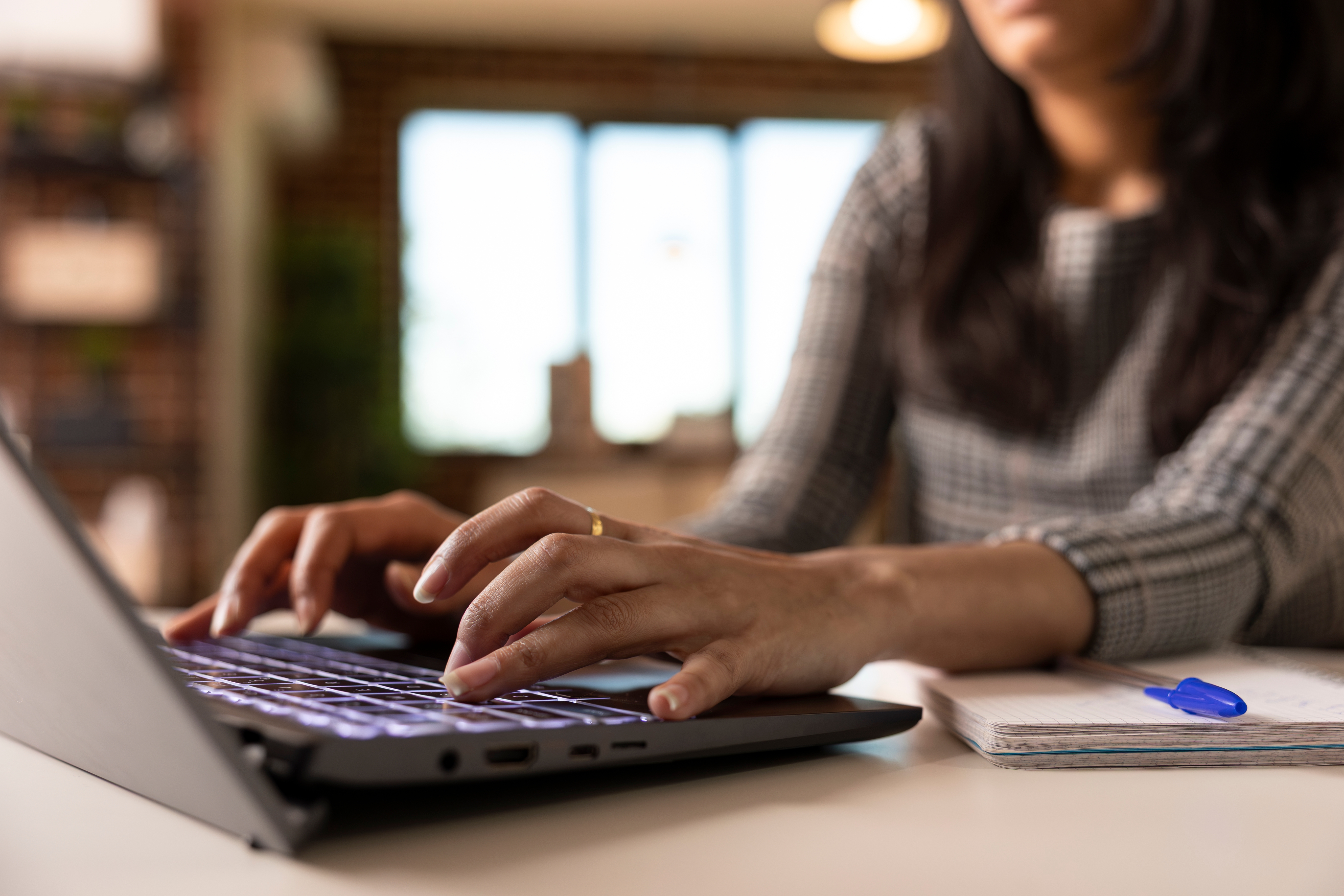 Wysokie koszty pracy główną barierą dla firm w 2025 r. GUS wskazuje sektory najbardziej dotknięte problemem