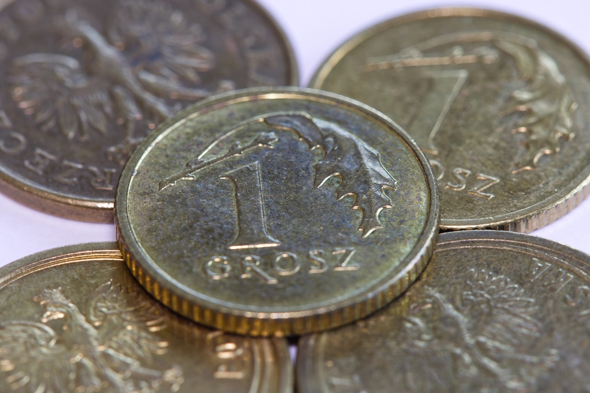Pracowała w życiu tylko 1 miesiąc na zleceniu. Ile emerytury z ZUS dostaje?