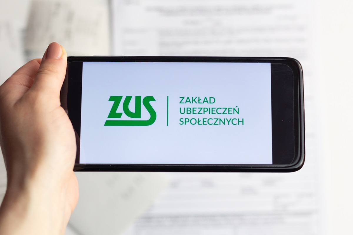 45,6 tys. płatników otrzymało zwrot nadpłaconej składki zdrowotnej z 2025 r. ZUS planuje kolejne wypłaty. Sprawdź konto eZUS
