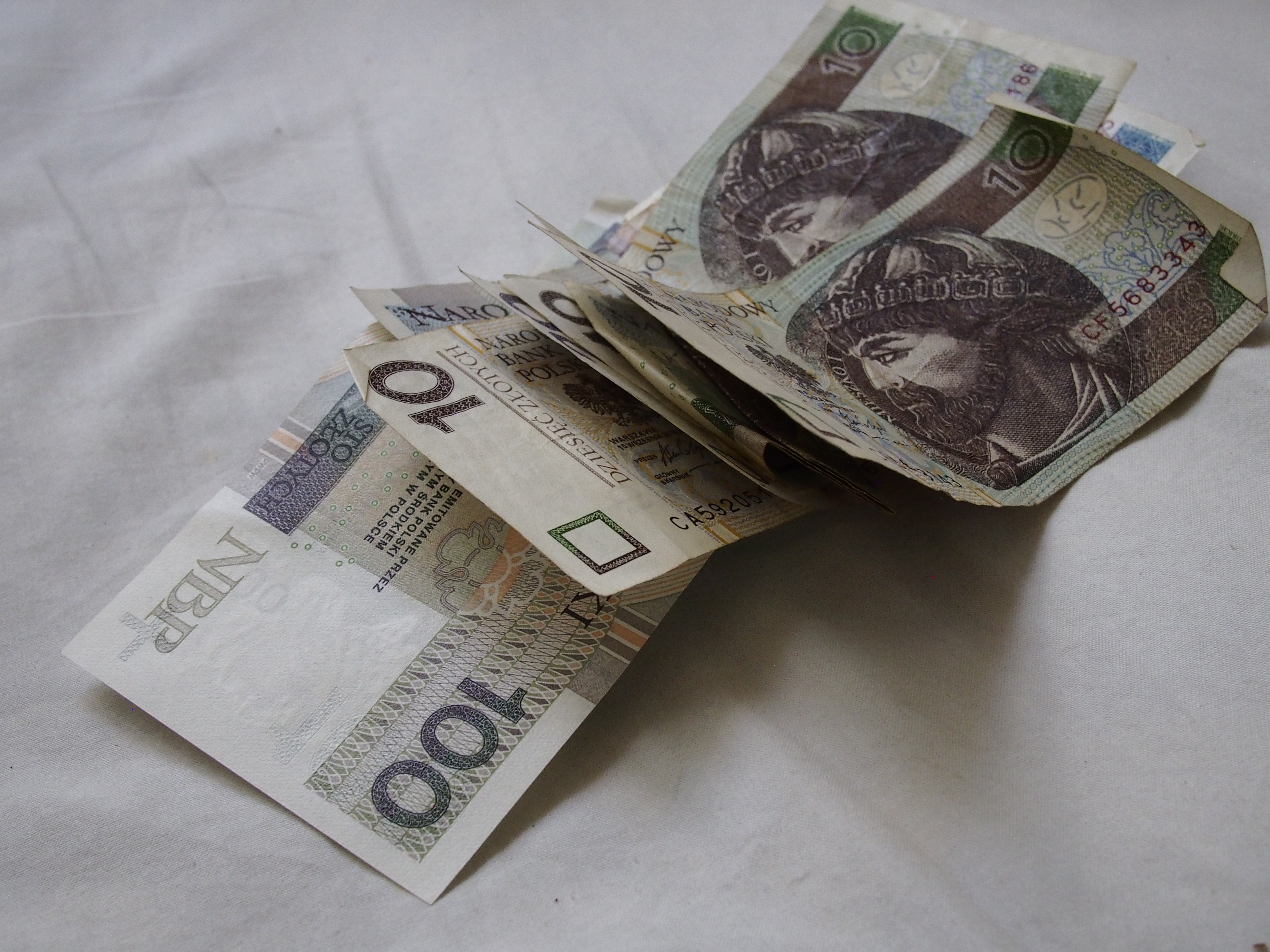 Chcą łączyć świadczenie pielęgnacyjne i wspierające. Nie ma na to pieniędzy