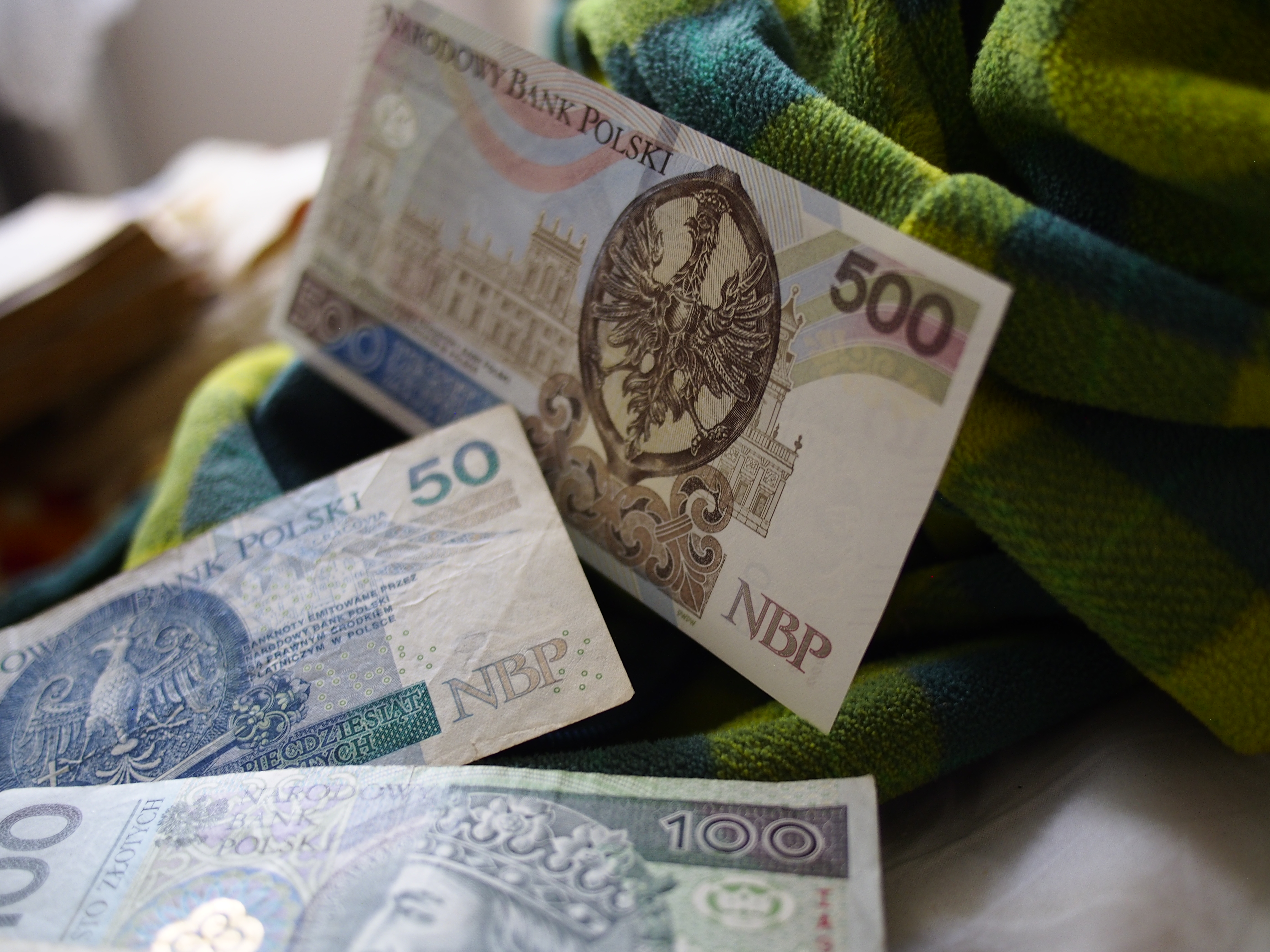 Nie licz na zasiłek krzycząc w MOPS: Co to Panią obchodzi. Niech to Panią nie interesuje. Nie muszę Pani tego mówić. Jest Pani wścibska. Jest Pani śmieszna