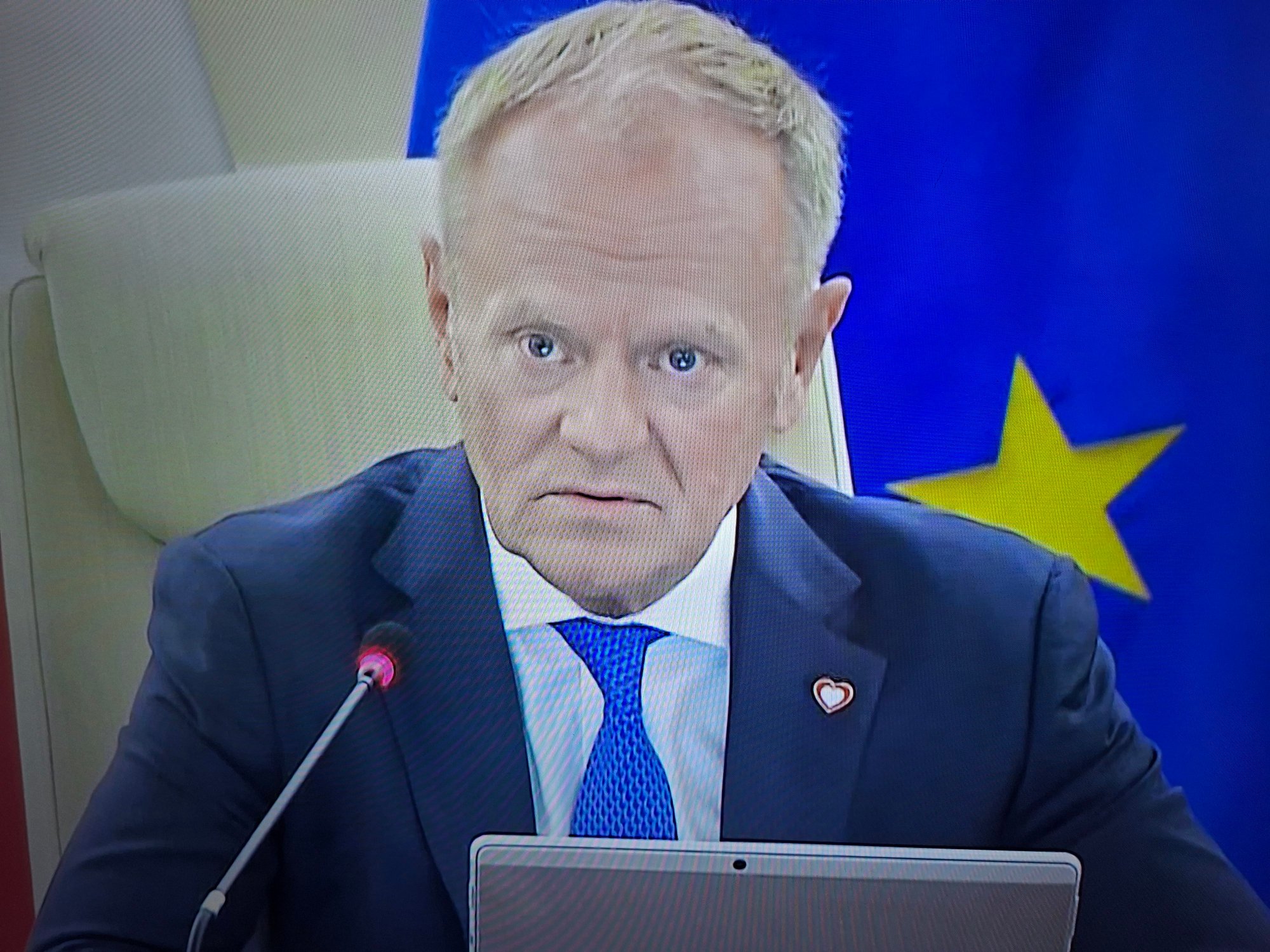 Tusk kontra Nawrocki. Spór o 4 mld zł i ceny paliw