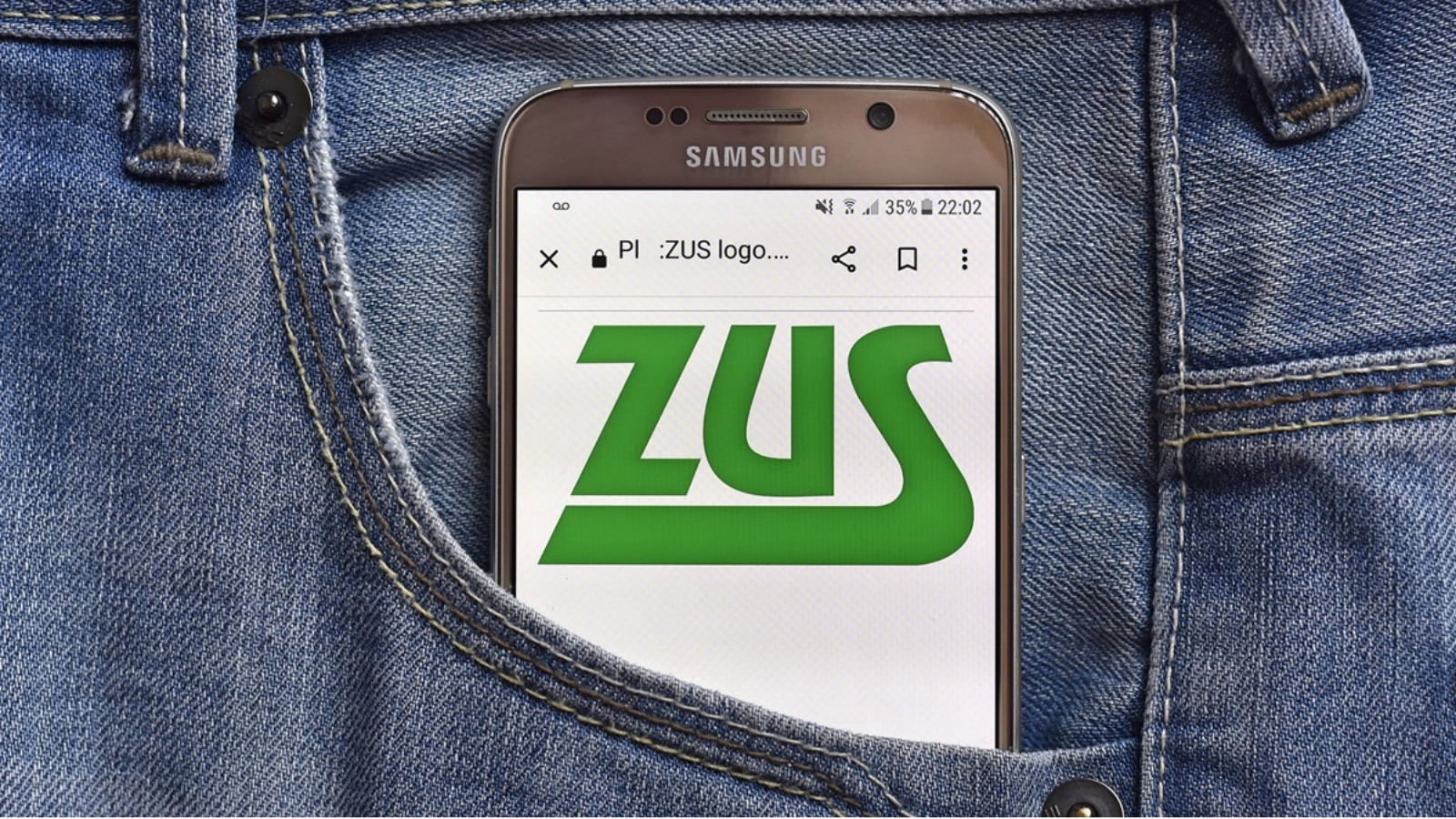 Maturzysta może otrzymać rentę rodzinną także za wrzesień. Co trzeba zrobić? Co z ulgami w składkach przy zleceniu?