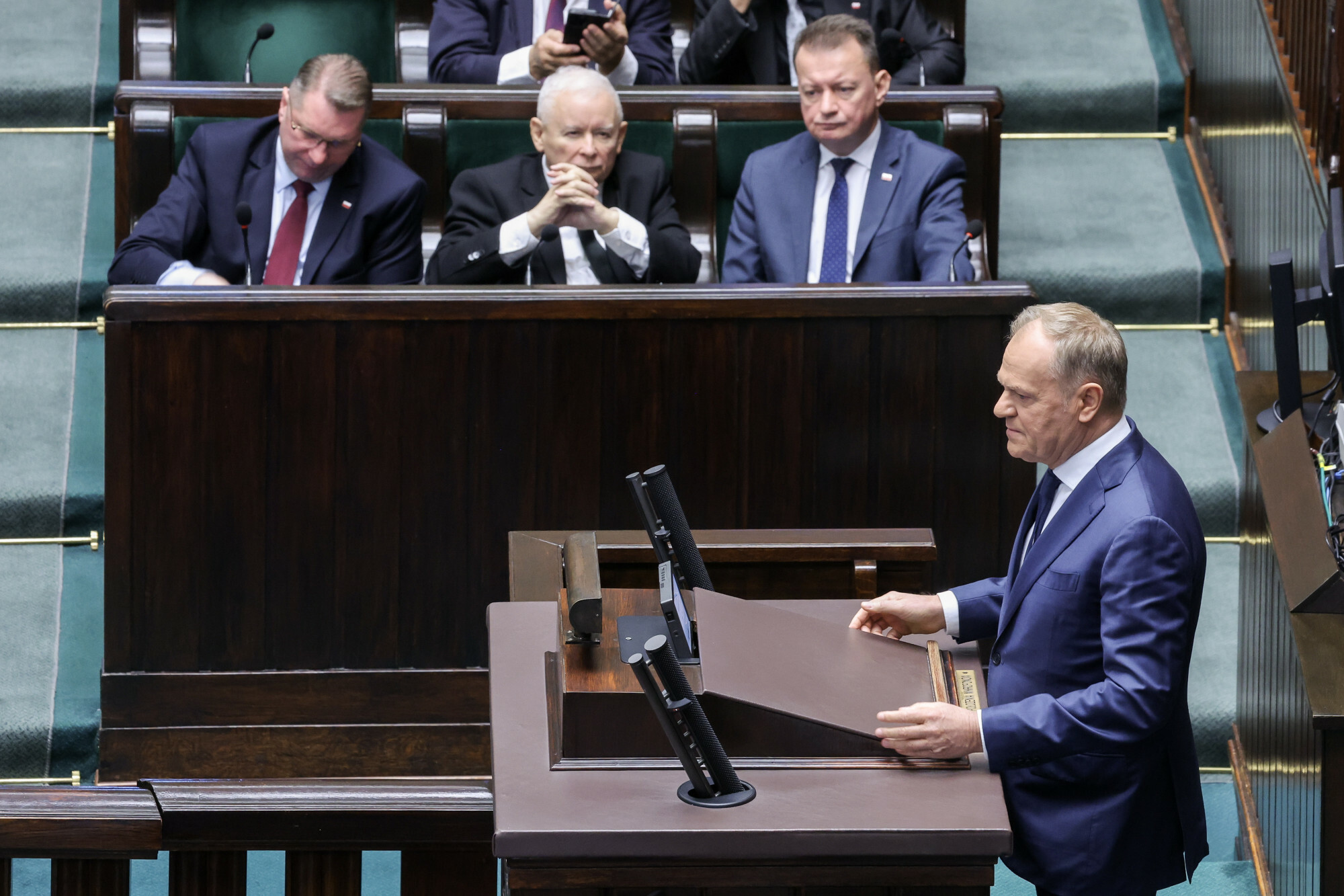 Polacy chcą komisji śledczej w sprawie Zondacrypto? Nowy sondaż pokazuje zaskakujący podział