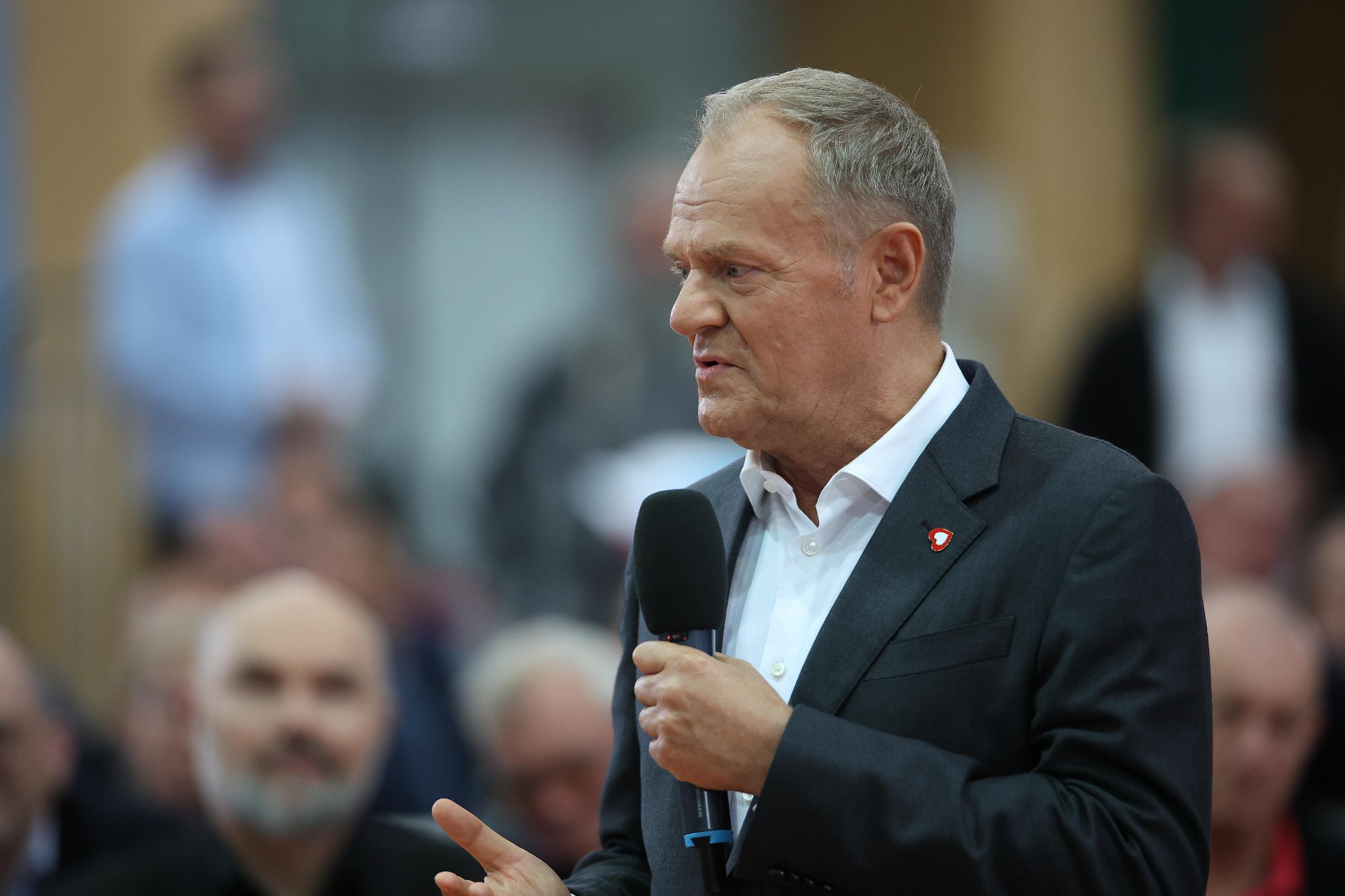 Tak Polacy oceniają pracę premiera [SONDAŻ]
