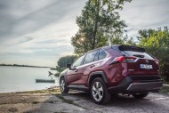 Test: Toyota RAV4 2.5 Hybrid Executive - po prostu rodzinna! Test: Toyota RAV4 2.5 Hybrid Executive - po prostu rodzinna!